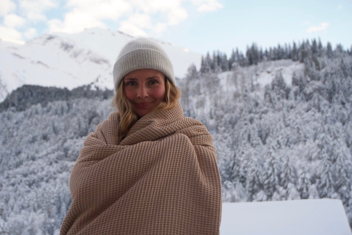 Kuscheldecke Zoe Latte-Sandweiss 145 x 210 cm - Livom